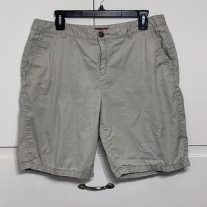 Women’s Casual Cotton Shorts in Light Khaki